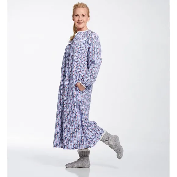 💙 Lanz of Salzburg, Classic Blue Tyrolean Stripe Flannel Nightgown