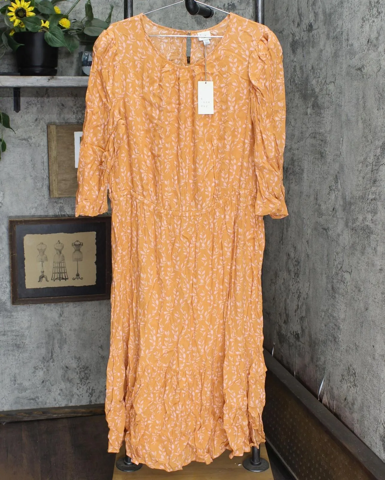 A New Day Women's Floral Print 3/4 Sleeve Tiered Dress 564648-Leaf