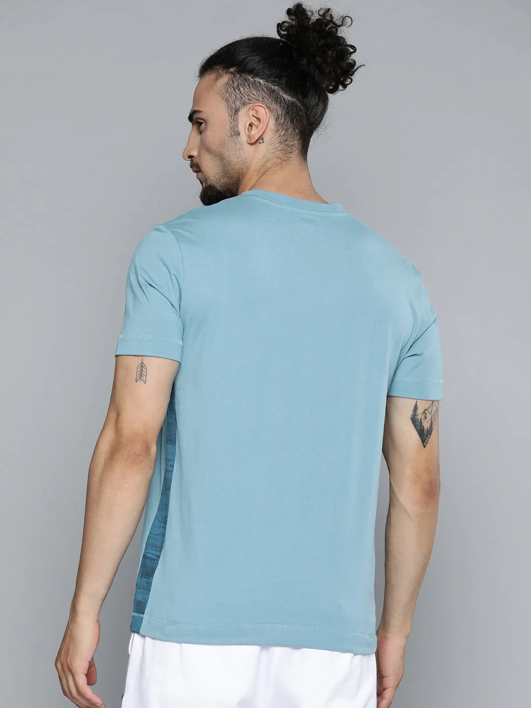 Alcis Men Blue Solid Slim Fit Gym T-shirt