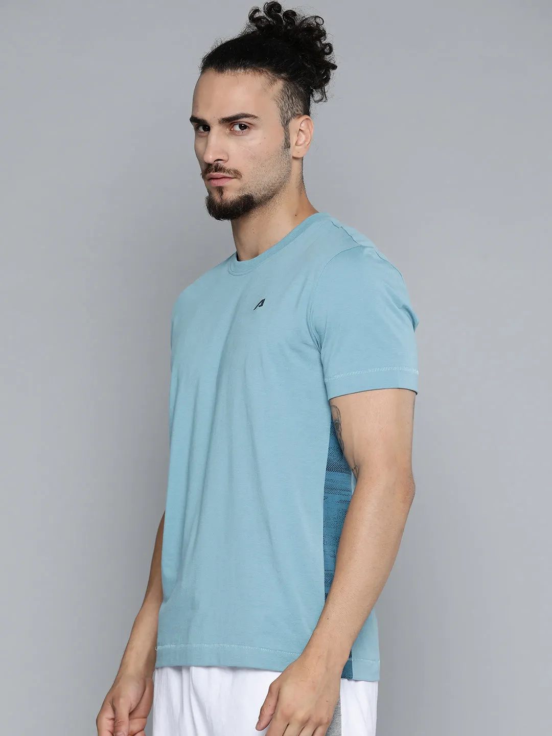 Alcis Men Blue Solid Slim Fit Gym T-shirt