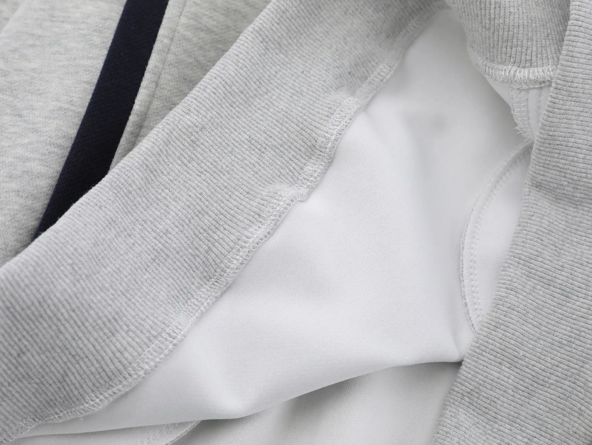 AMERICAN RETRO COLORED PULLOVER