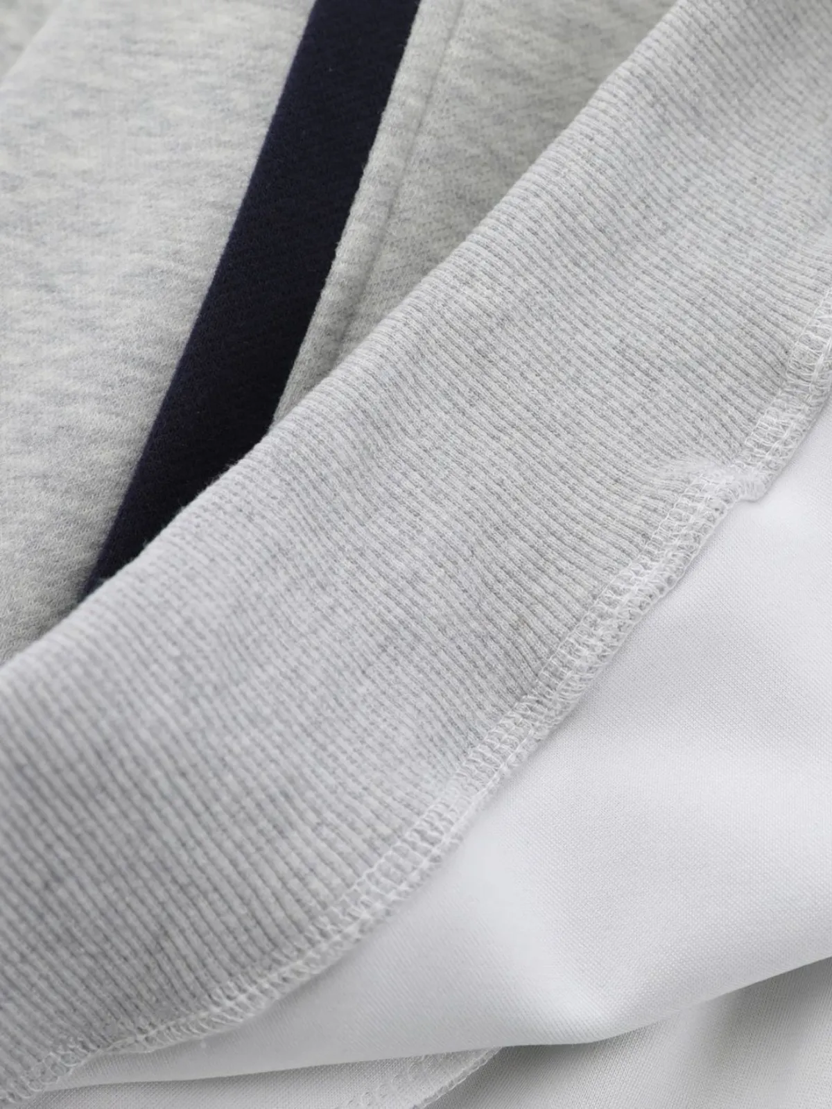 AMERICAN RETRO COLORED PULLOVER