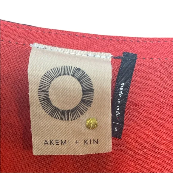Anthro Akemi   Kin women’s red Swing embroidered Dress 3/4 Sleeve Size Small