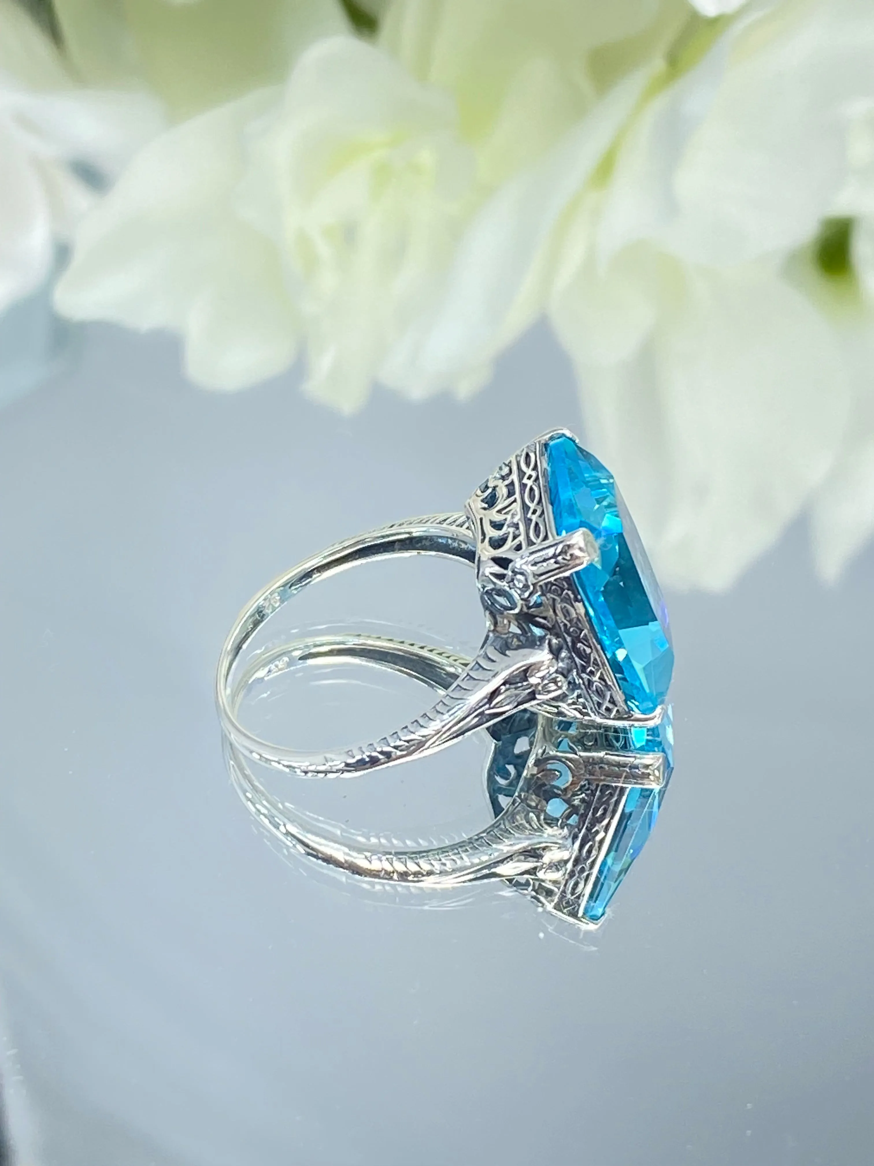 Aquamarine Ring, 10ct Rectangle Gem, Vintage Jewelry #D5