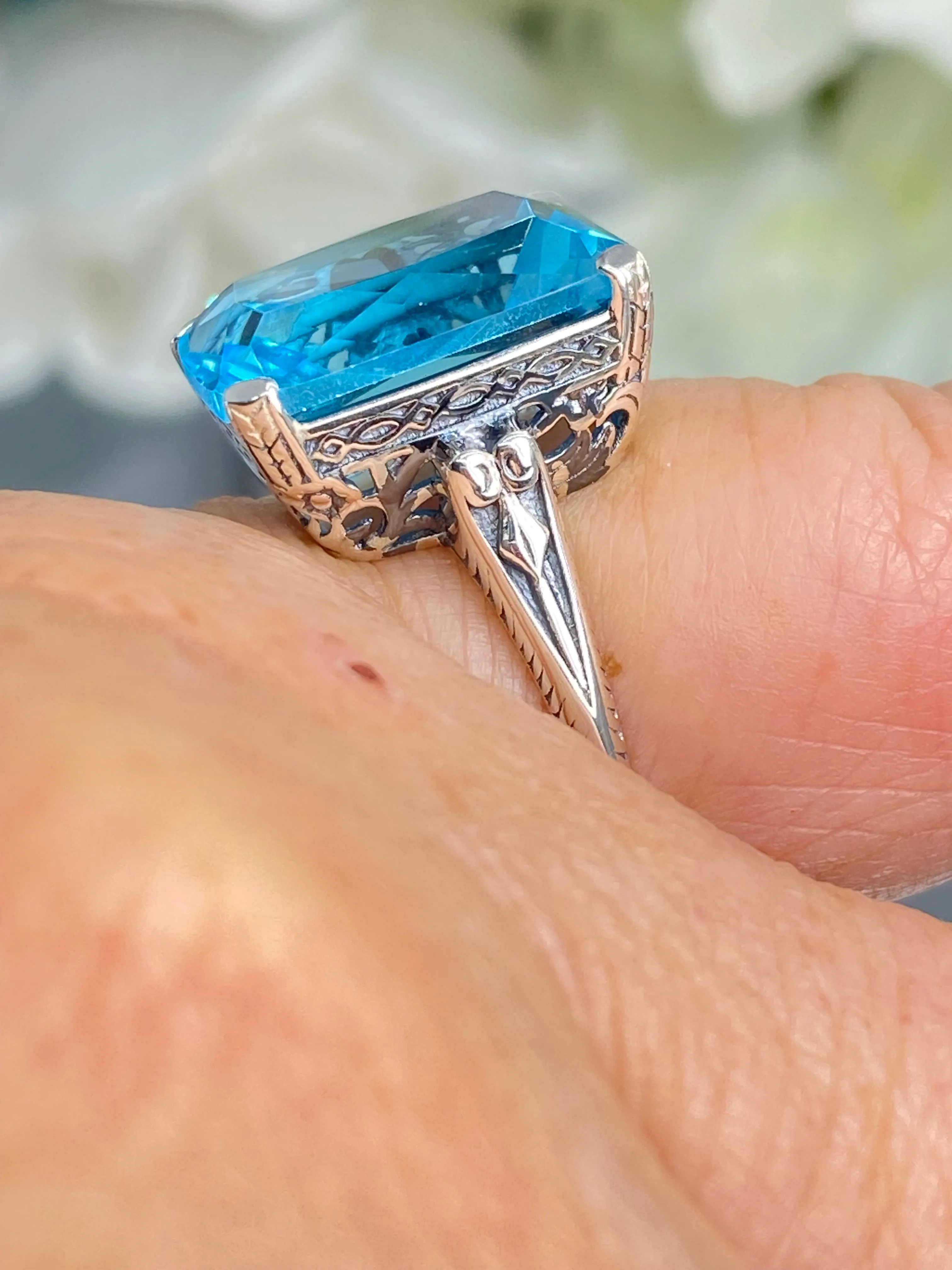 Aquamarine Ring, 10ct Rectangle Gem, Vintage Jewelry #D5