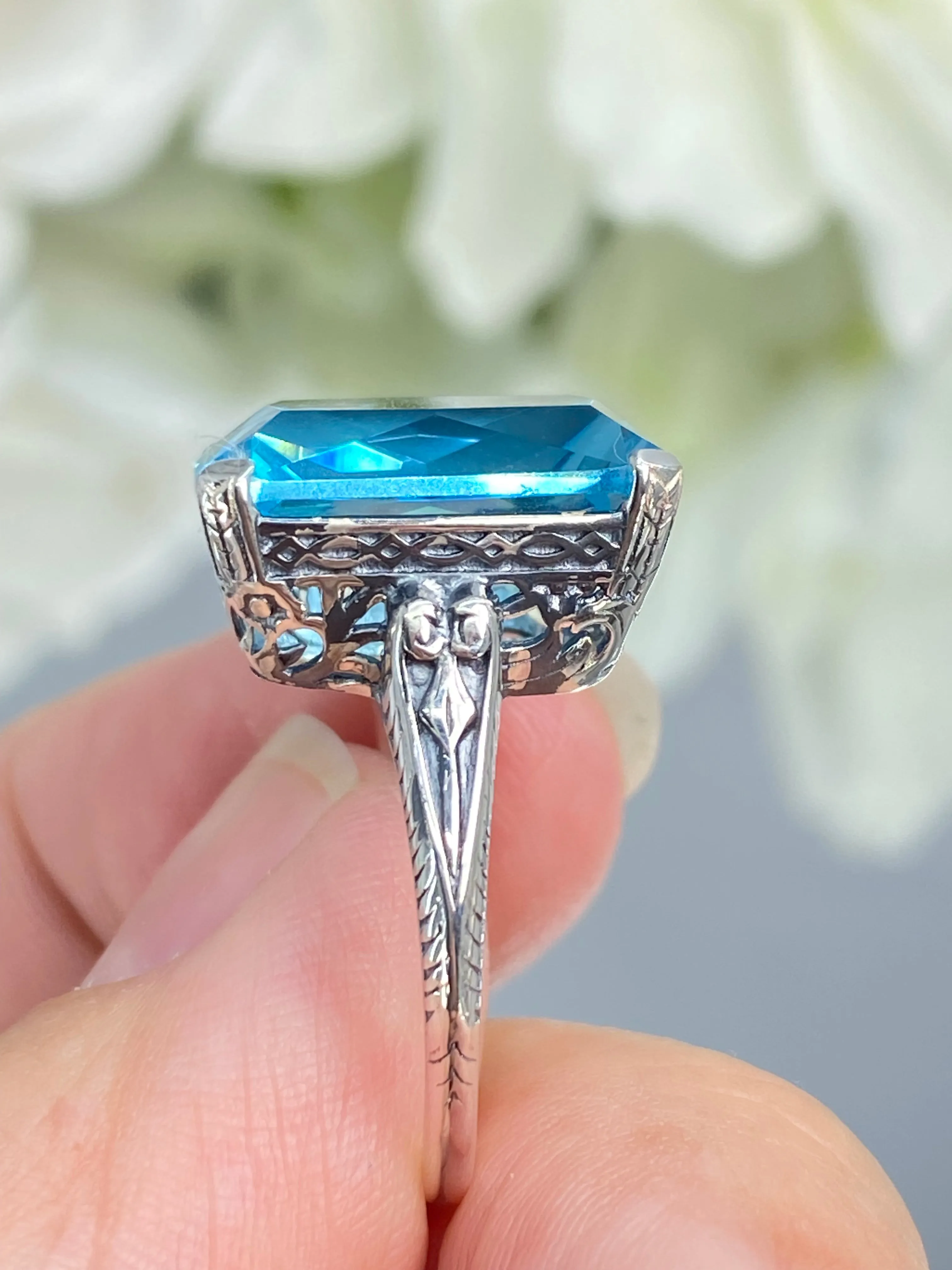 Aquamarine Ring, 10ct Rectangle Gem, Vintage Jewelry #D5