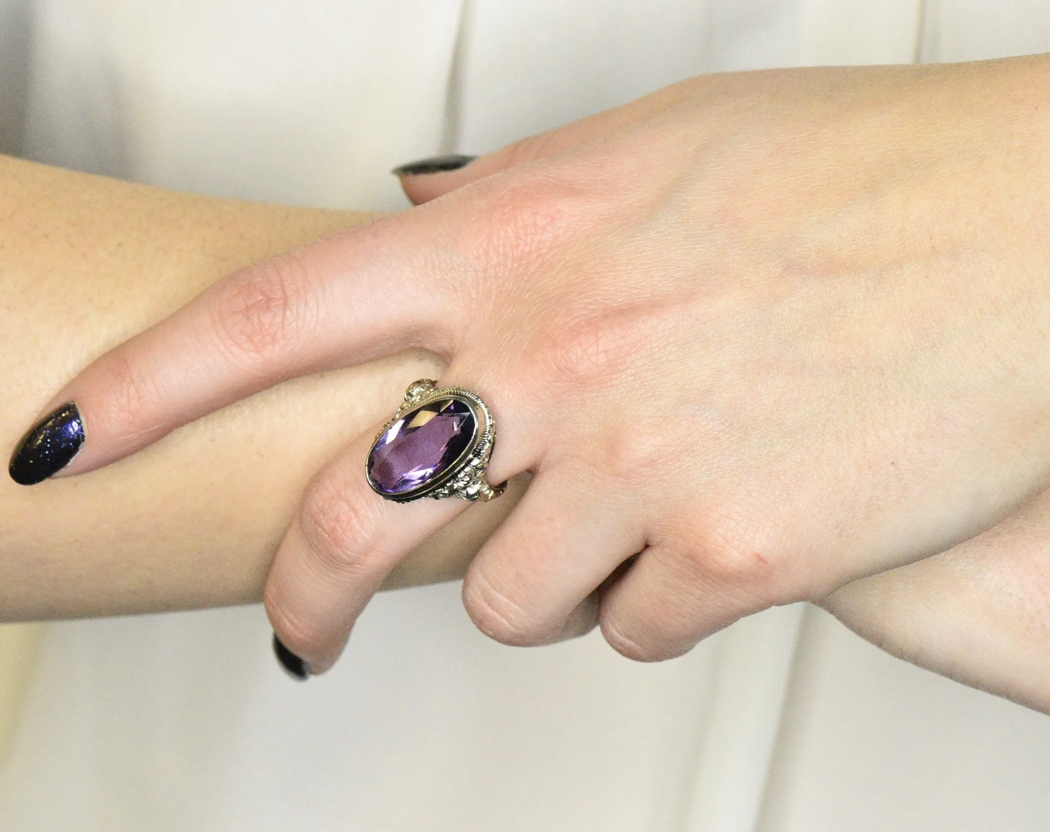 Art Nouveau 6.75 CTW Amethyst 18 Karat White Gold Ring