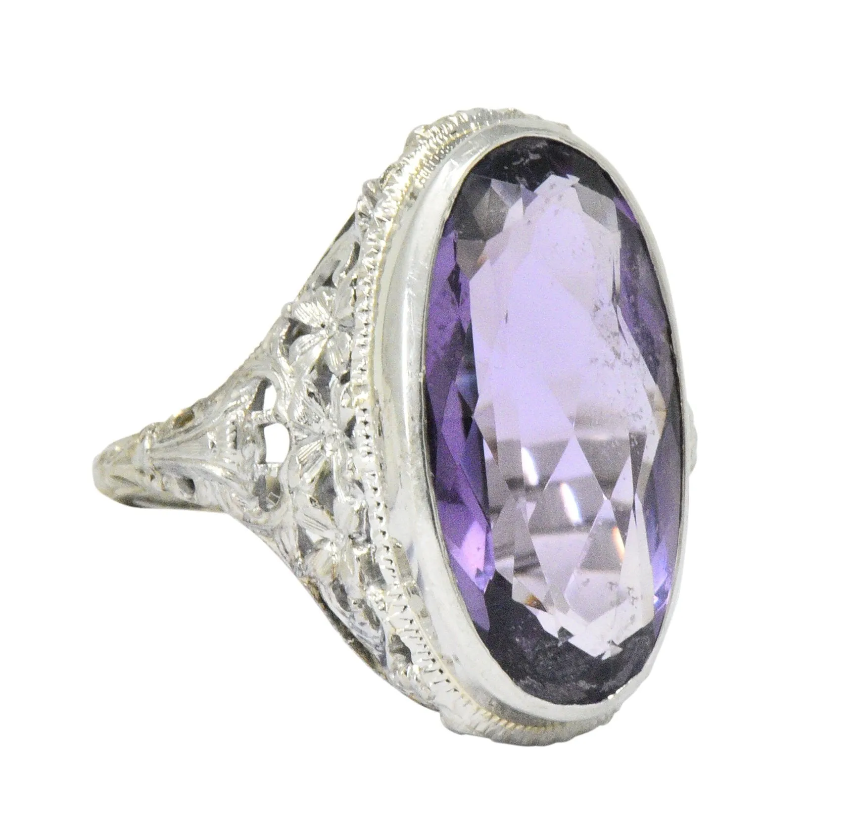 Art Nouveau 6.75 CTW Amethyst 18 Karat White Gold Ring