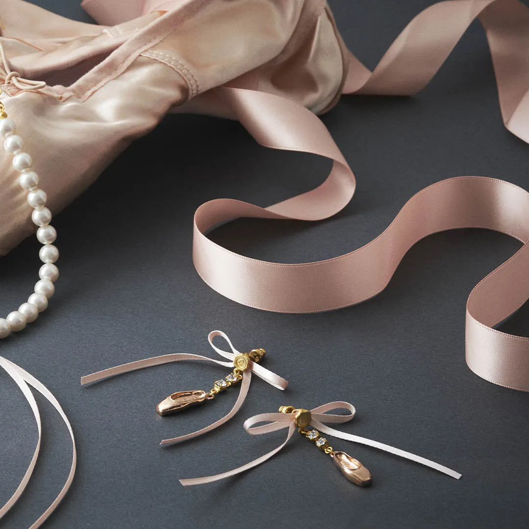 Ballerina Pointe Shoes Pierced Earrings (Pair)【Japan Jewelry】