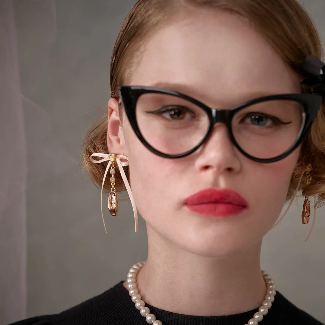 Ballerina Pointe Shoes Pierced Earrings (Pair)【Japan Jewelry】