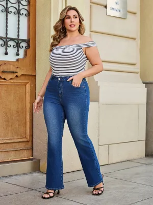 Best High-Waisted Flared Jeans – Vintage & Modern Styles