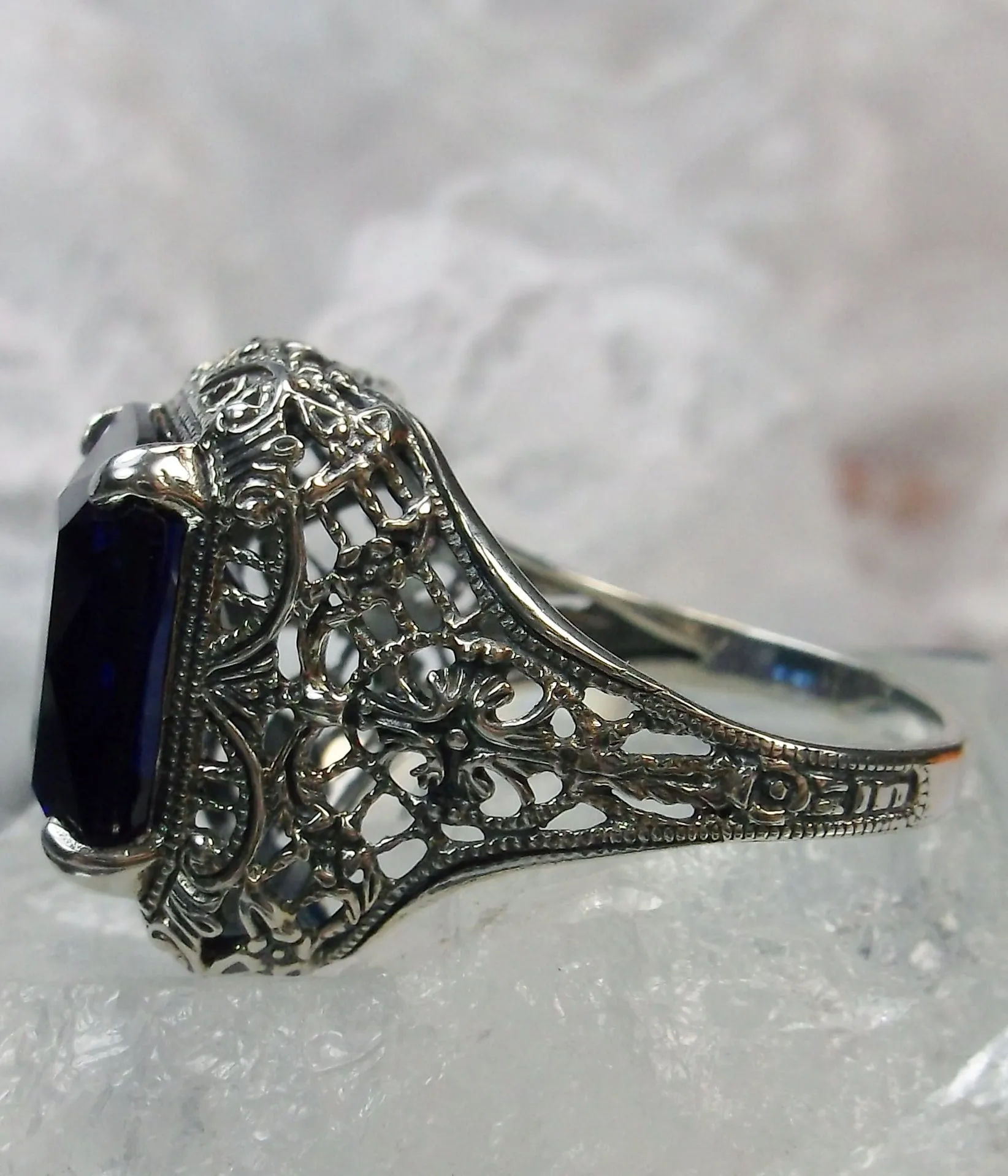 Blue Sapphire Autumn Ring, Rectangle Gem, Vintage Jewelry #D200