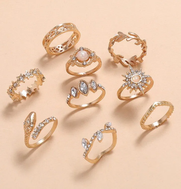 COOL SET  FASHION IN STYLE GOLD COLOR RINGS