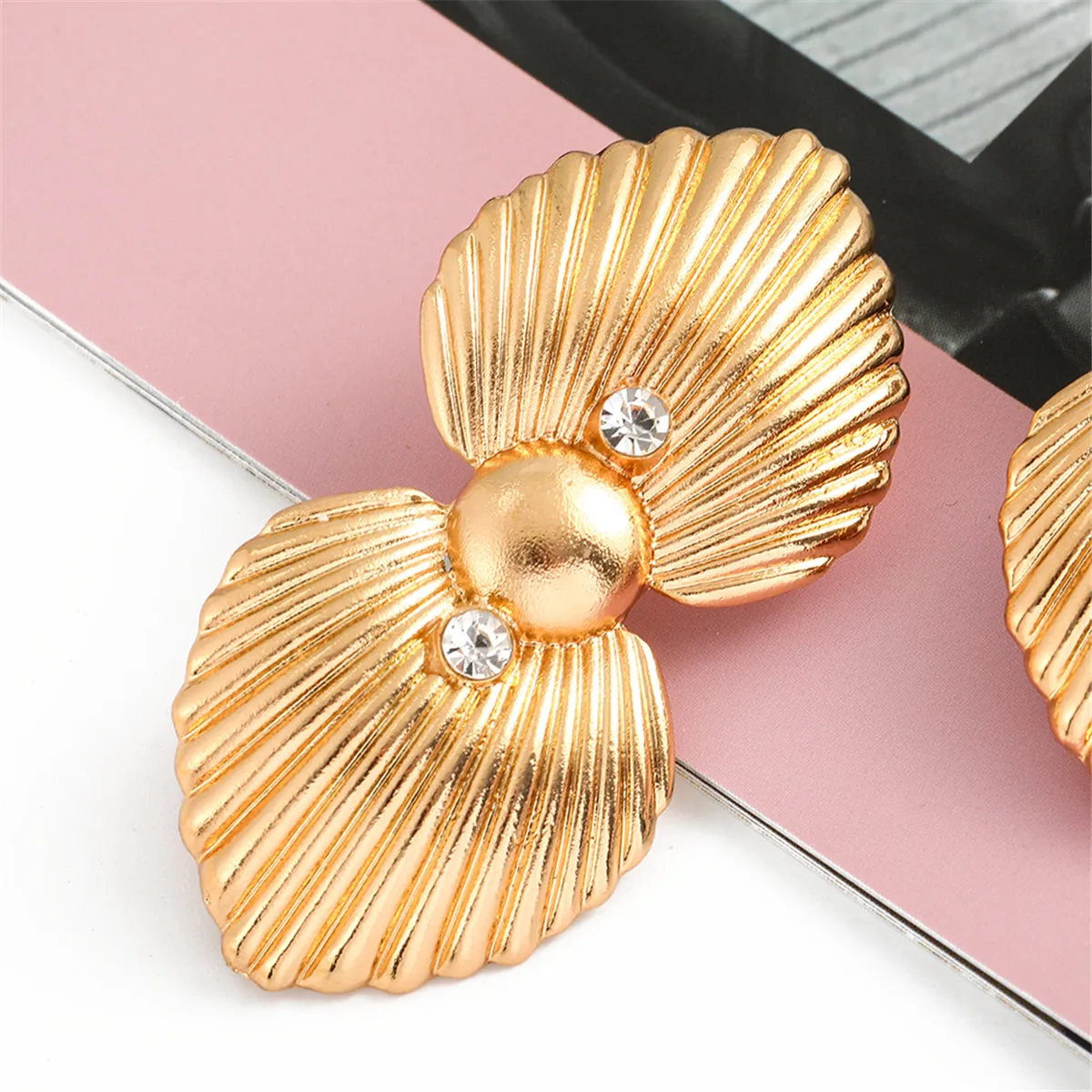 Cubic Zirconia & 18K Gold-Plated Shell Drop Earrings