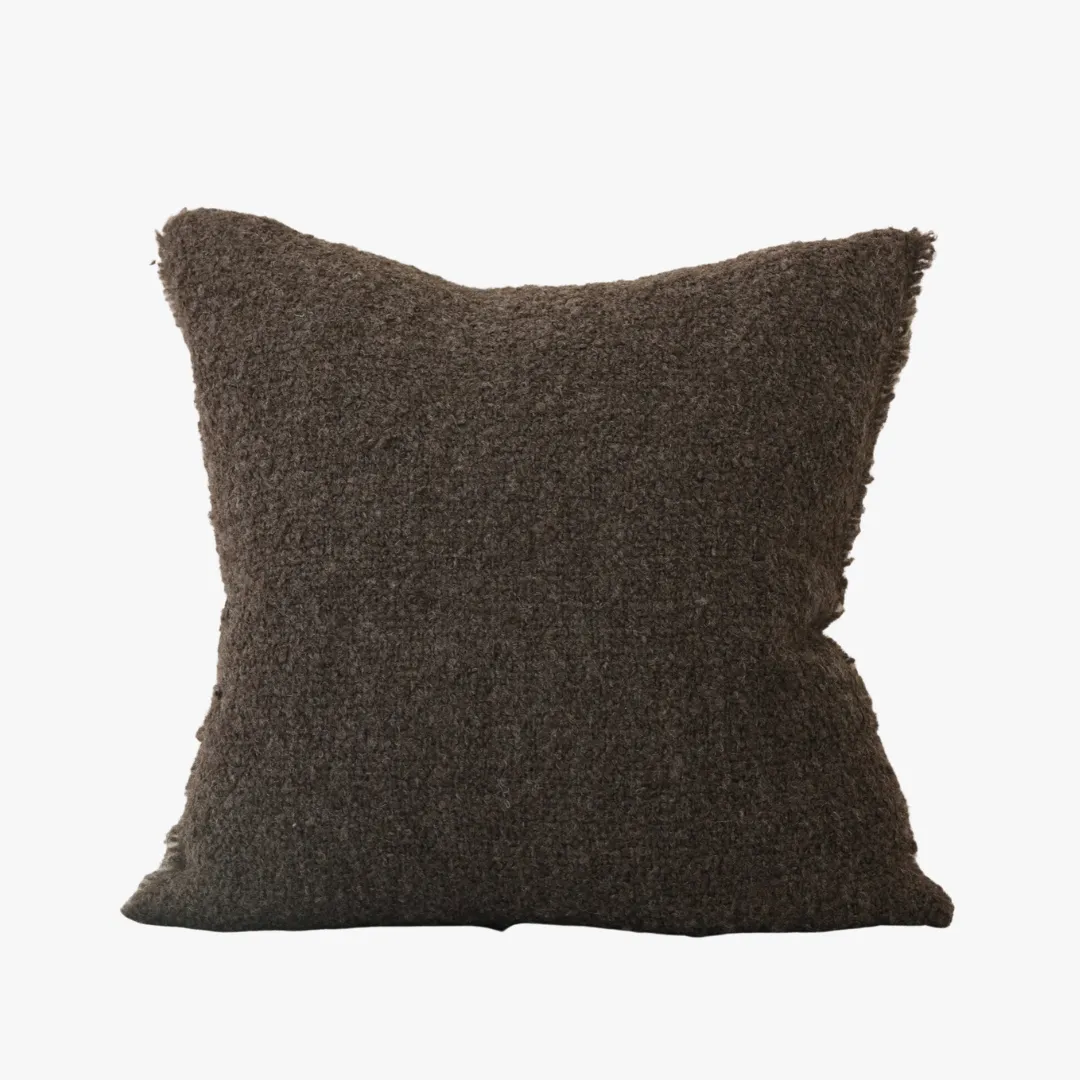 Deja Pillow – Carob