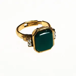 Emerald Green Ring with Pearls, Gold tone, Victorian Revival