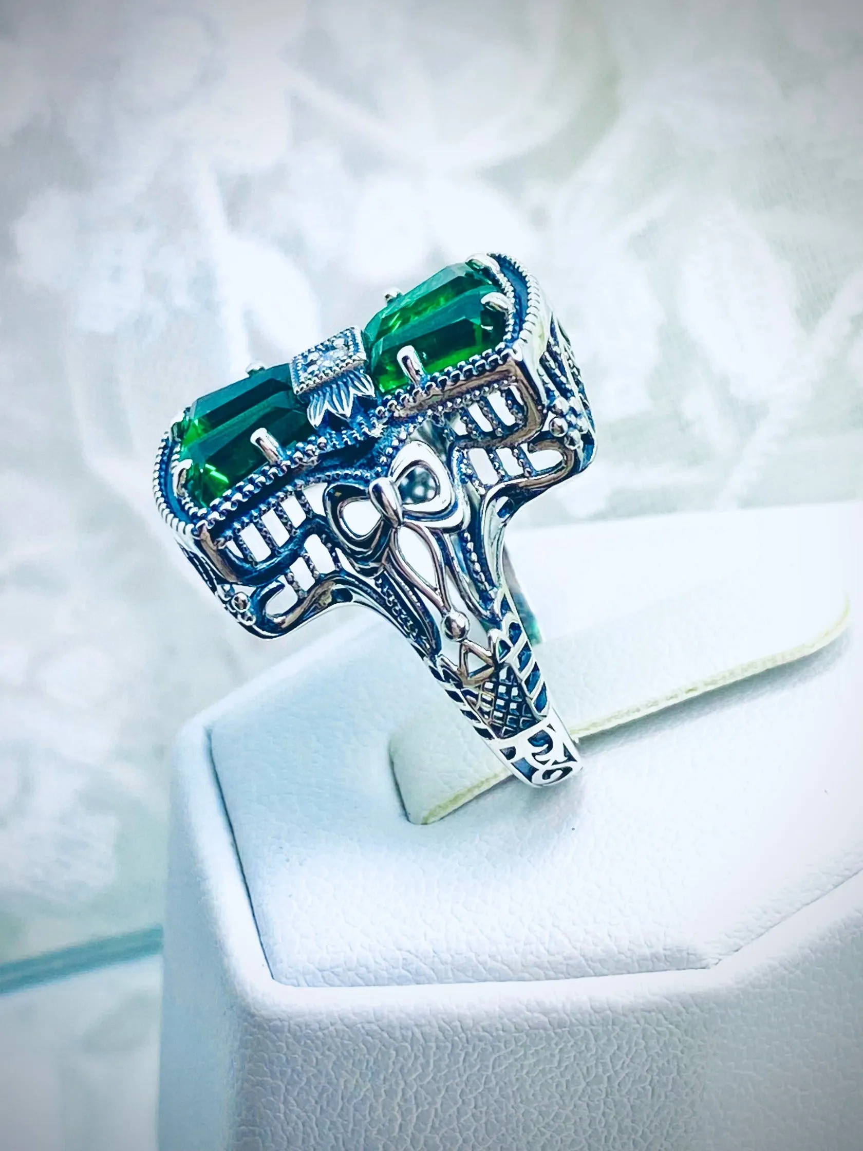 Emerald Ring, Versailles Sterling Silver Bow & Baguette CZ Ring, Baroque Jewelry D595
