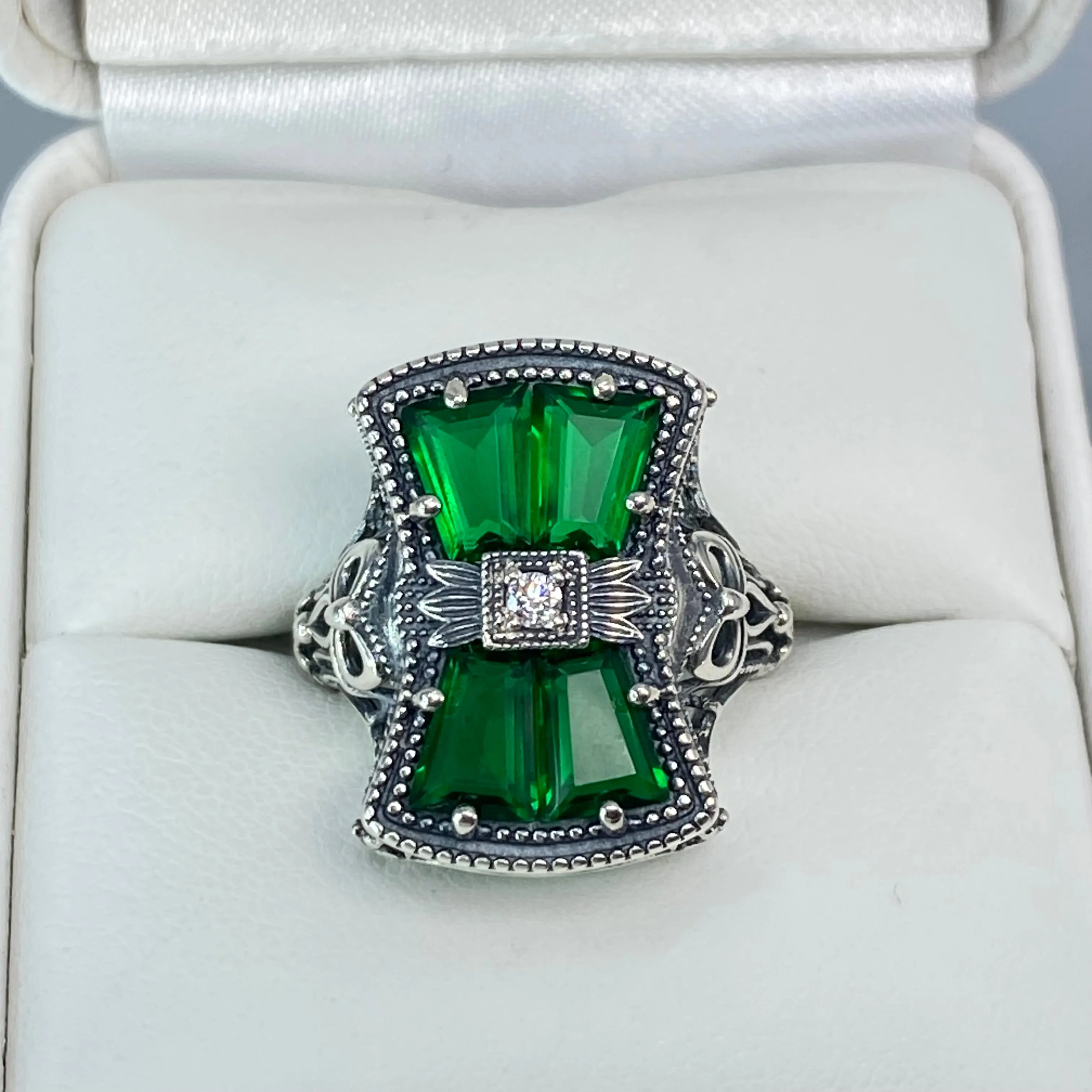 Emerald Ring, Versailles Sterling Silver Bow & Baguette CZ Ring, Baroque Jewelry D595