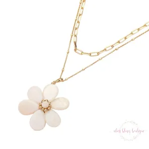 Floral Essence - Gold Necklace