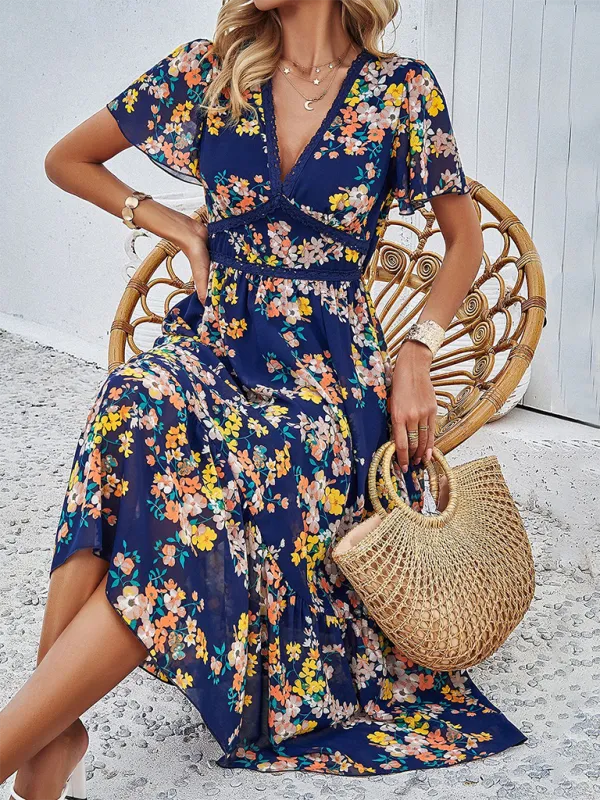 Floral Print Midi Dress with V-Neck and Tiered Skirt
