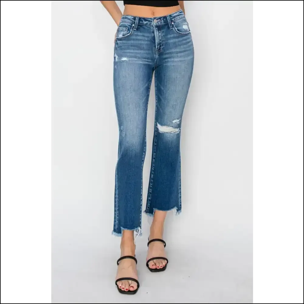 Frayed Step Hem Jeans: Because Graceful is so Last Season, Darling! 😏💃
