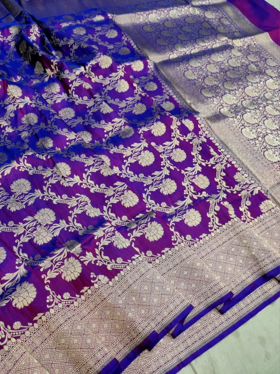 Gold Zari Banarasi Silk Saree with heavy pallu