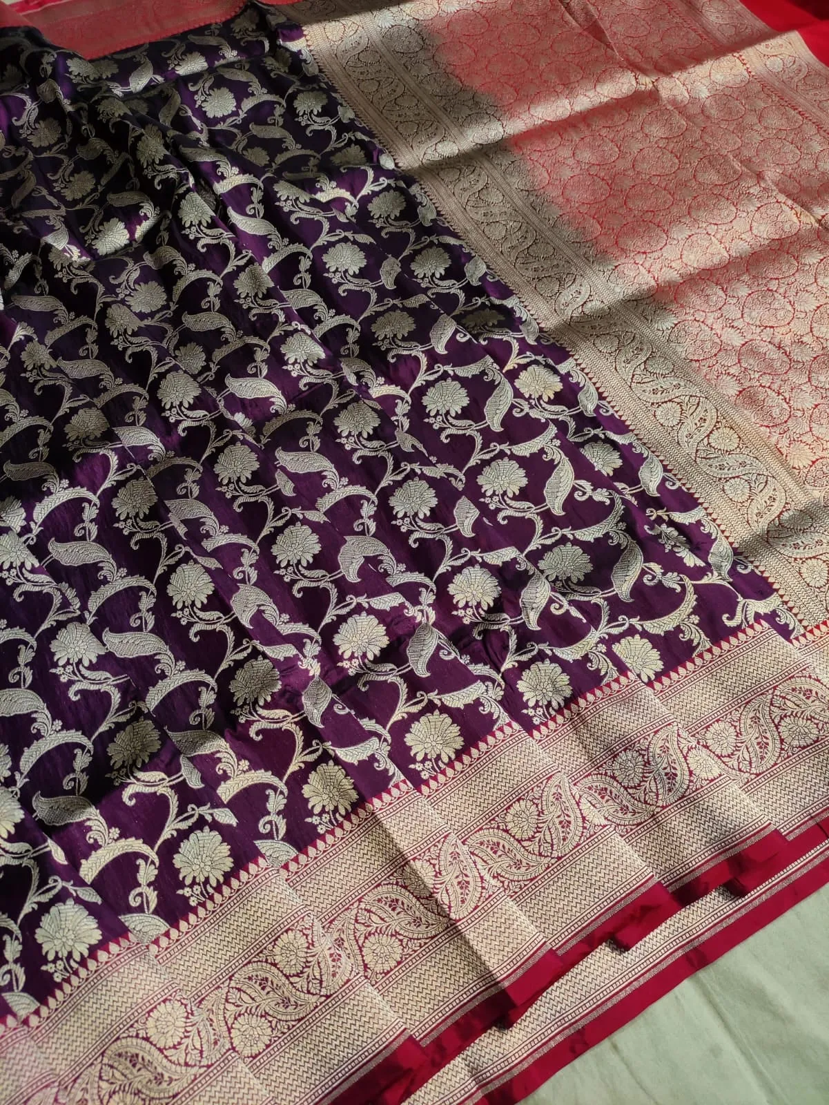 Gold Zari Banarasi Silk Saree with heavy pallu
