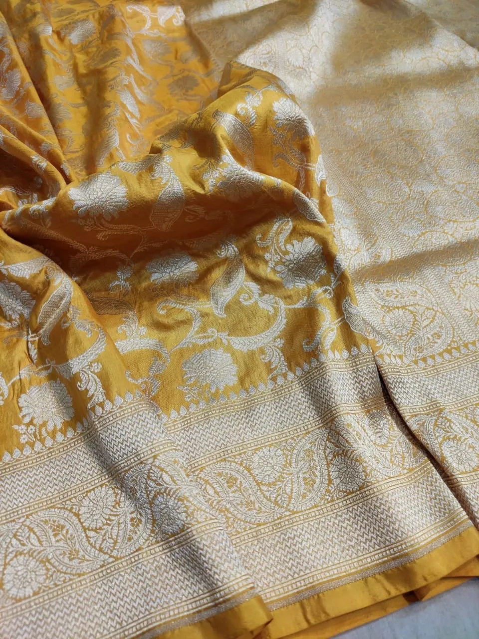 Gold Zari Banarasi Silk Saree with heavy pallu