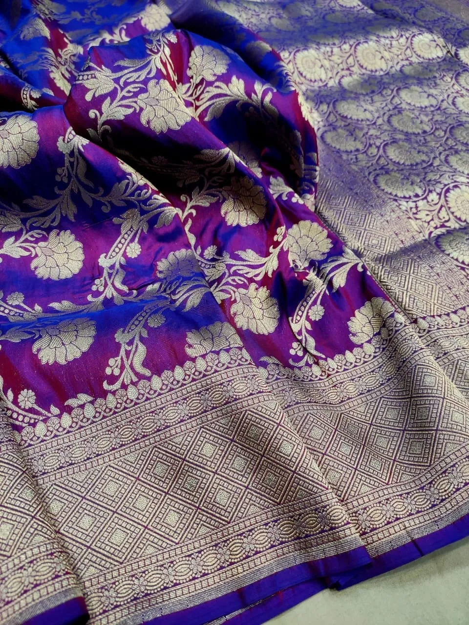 Gold Zari Banarasi Silk Saree with heavy pallu