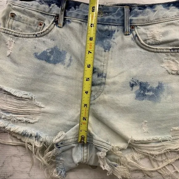 GRLFRND Cindy Bleached Denim Shorts