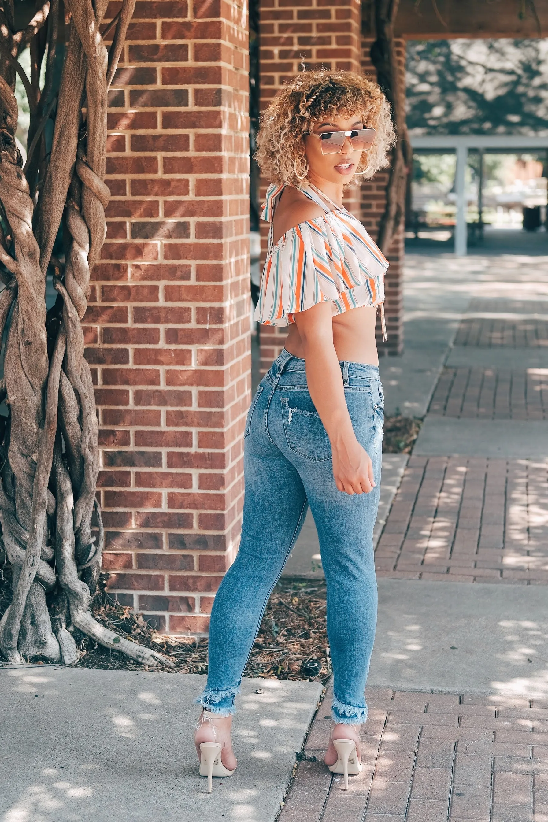 HALTER CROP TOP (Stripe)