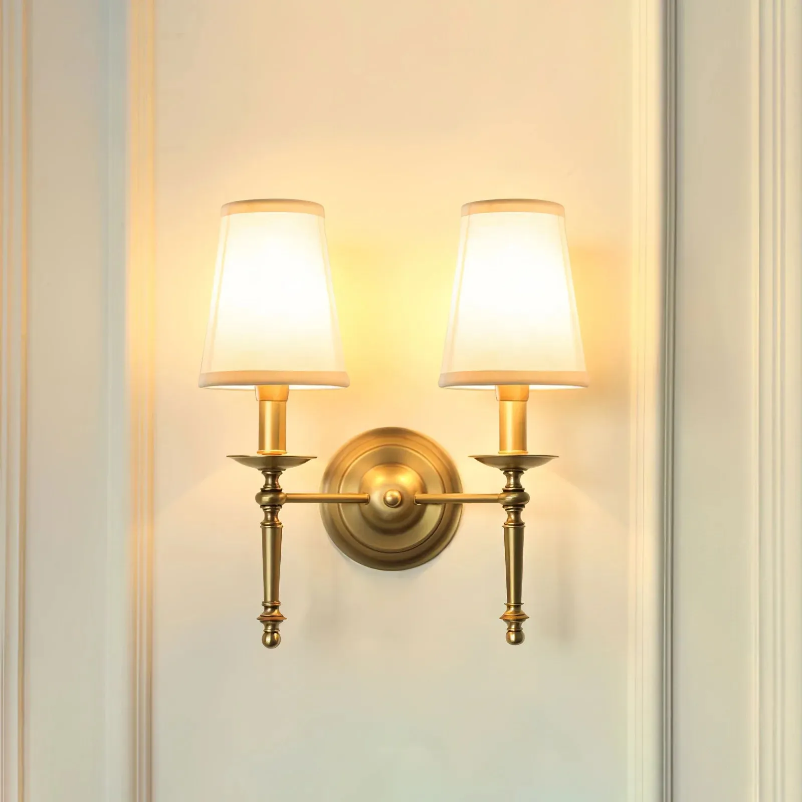 Harry Brass Wall Lamp