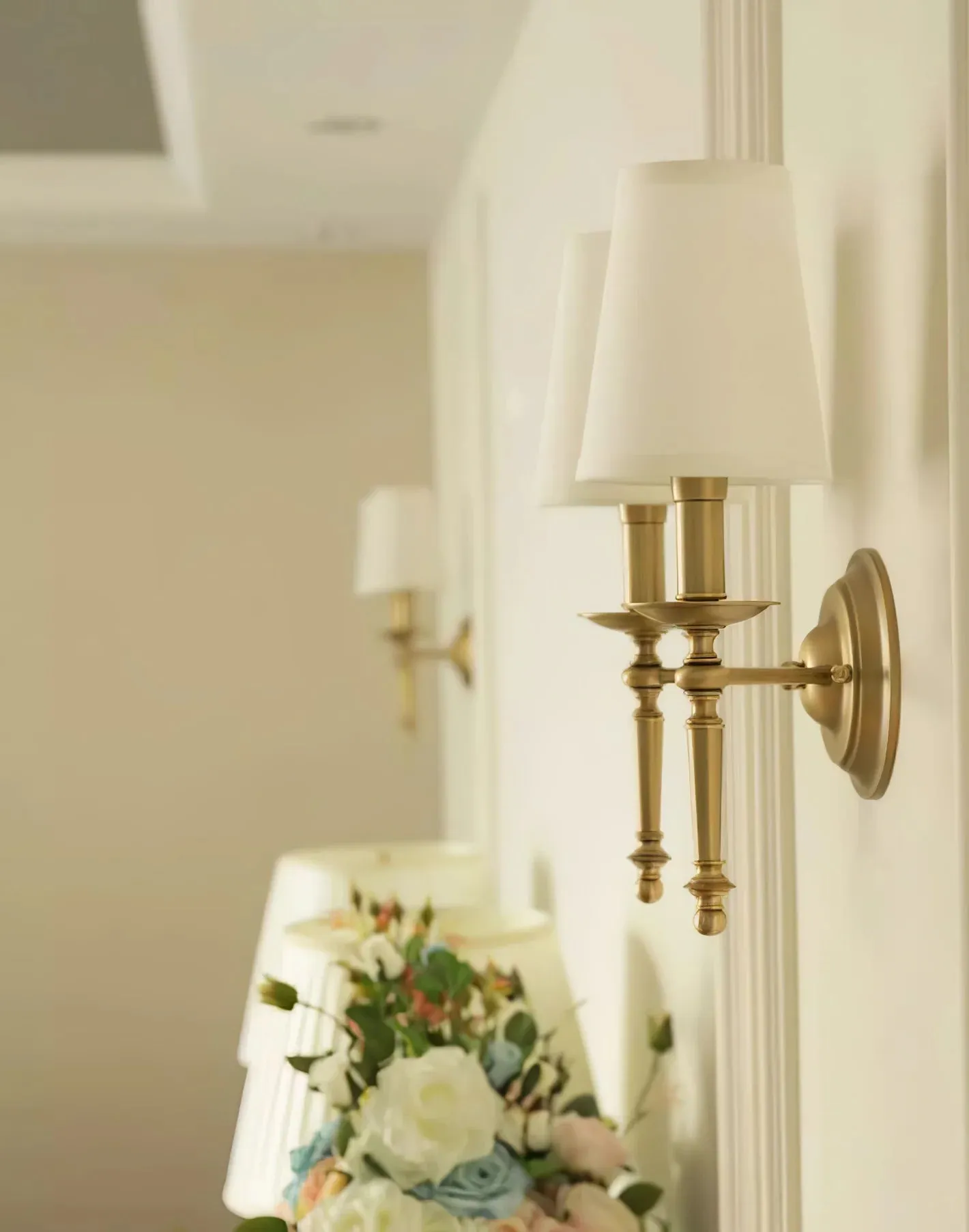 Harry Brass Wall Lamp