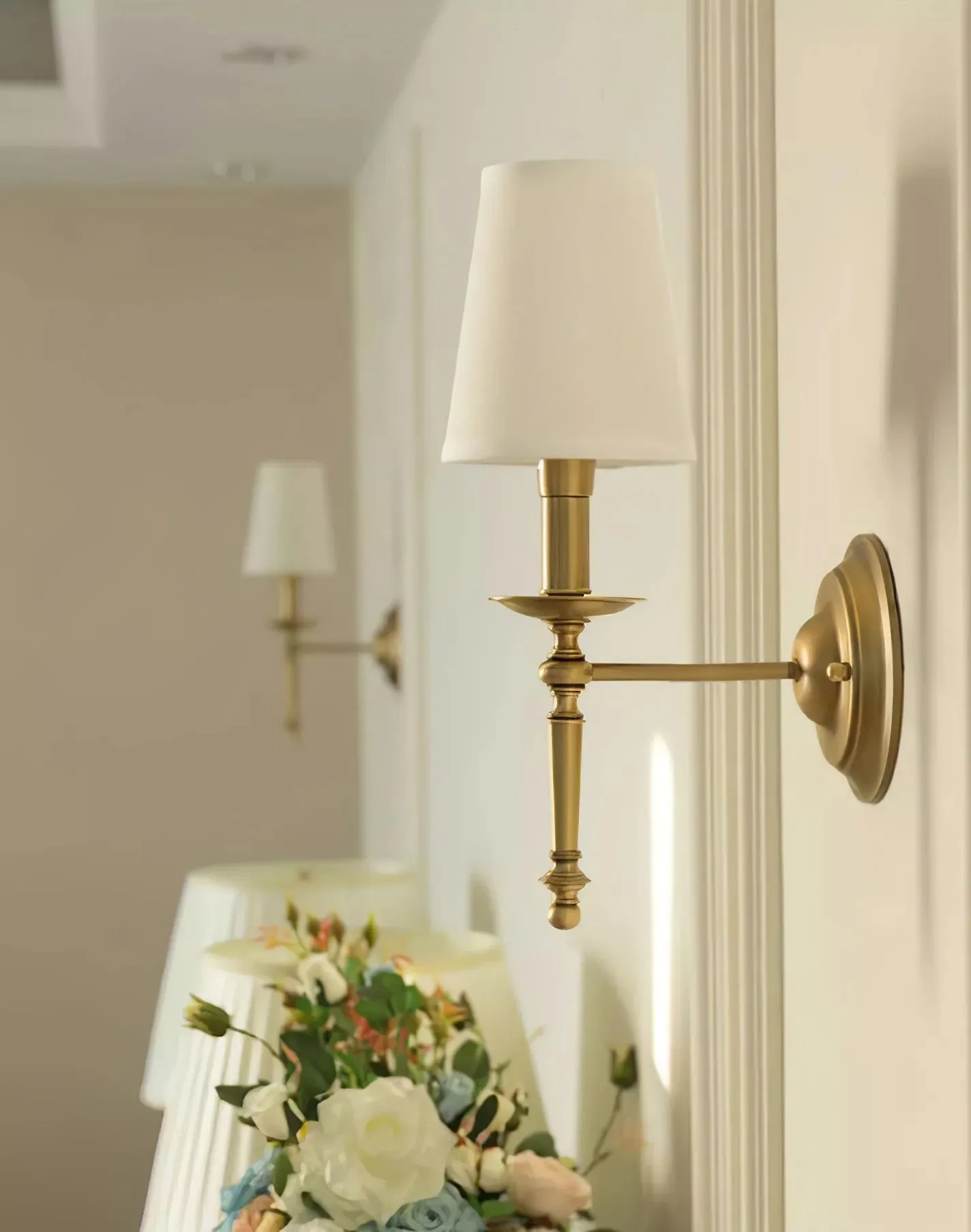 Harry Brass Wall Lamp
