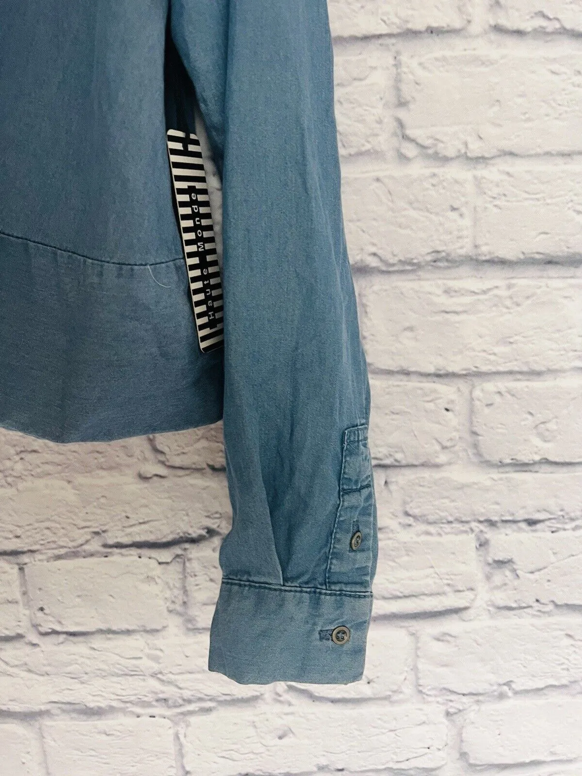 HAUTE MONDE NWT Womens Button Front Denim Shirt Sz L Blue Long Sleeve Collar Top