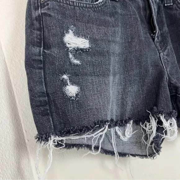 J BRAND Black Denim Grunge Fringe Cut Off Shorts Size 29 Midrise Distressed