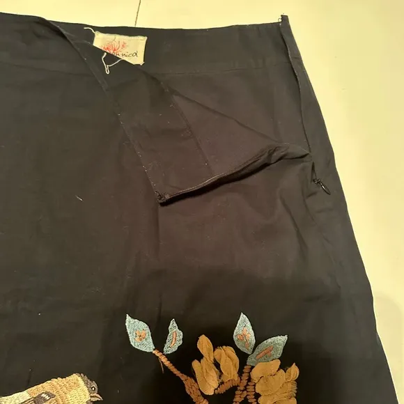 Karen Nicol Anthropologie Black Embroidered Sparrow Floral 100% Silk Skirt 4