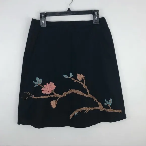 Karen Nicol Anthropologie Black Embroidered Sparrow Floral 100% Silk Skirt 4