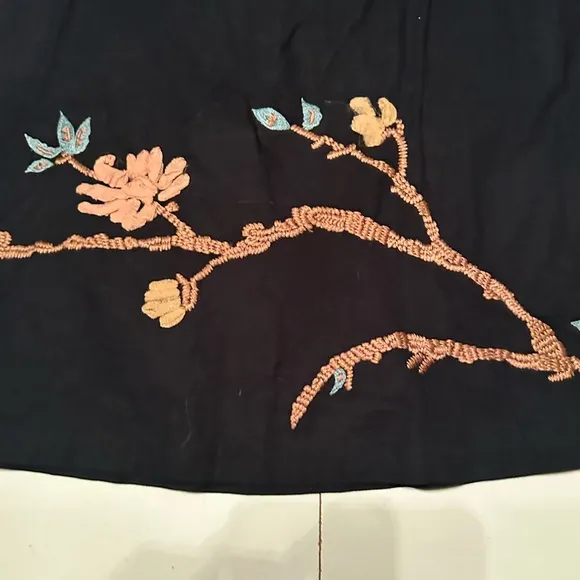 Karen Nicol Anthropologie Black Embroidered Sparrow Floral 100% Silk Skirt 4