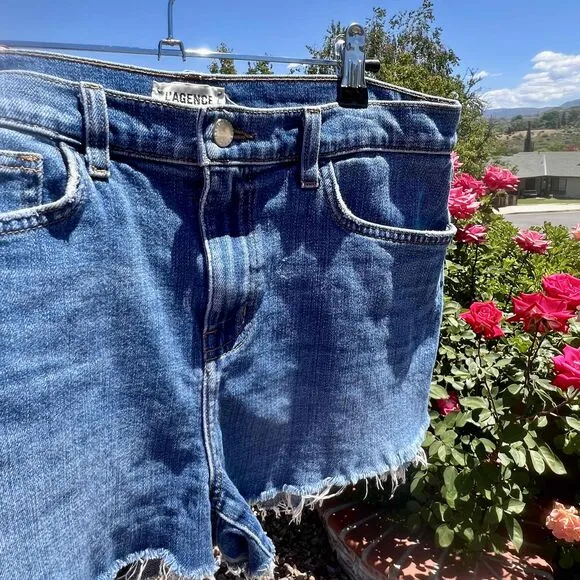L'Agence Ryland Denim Cutoff Shorts w/ Fray Hem in Medium Blue Womens Size 29