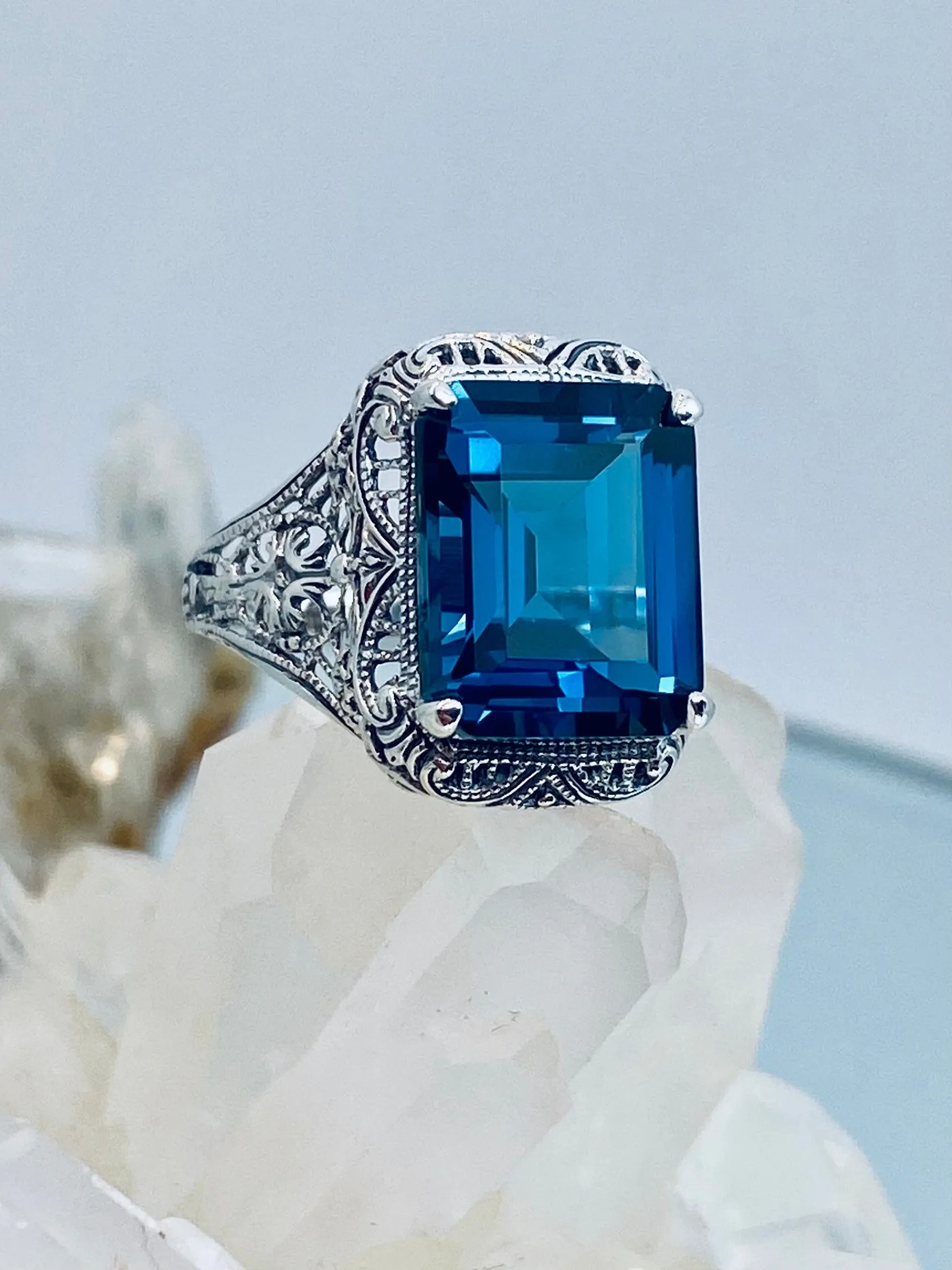 Natural London Blue Autumn Ring, Natural Rectangle Gem, Vintage Jewelry #D200