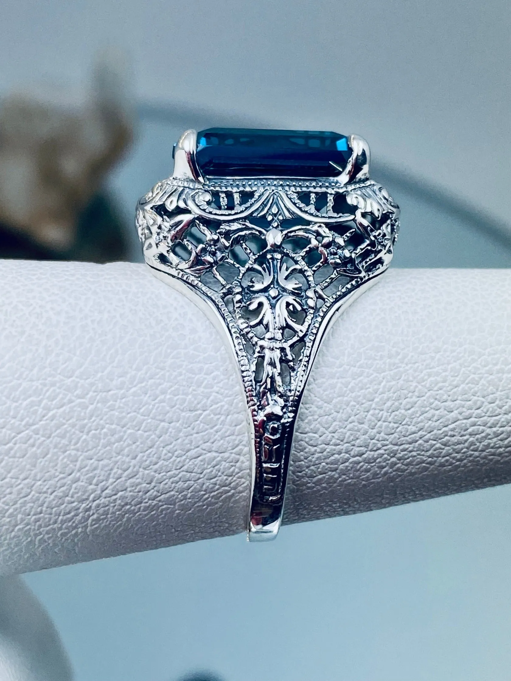 Natural London Blue Autumn Ring, Natural Rectangle Gem, Vintage Jewelry #D200