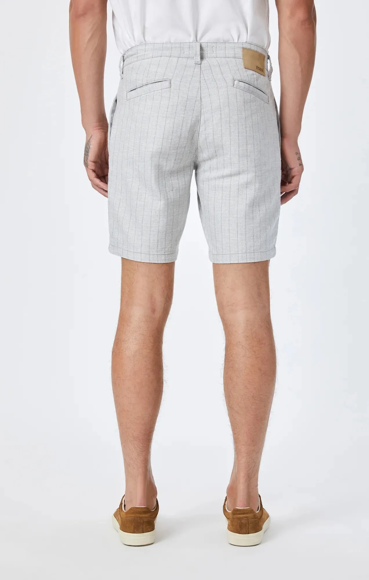 Noah 9" inseam Shorts | Grey Linen Stripe