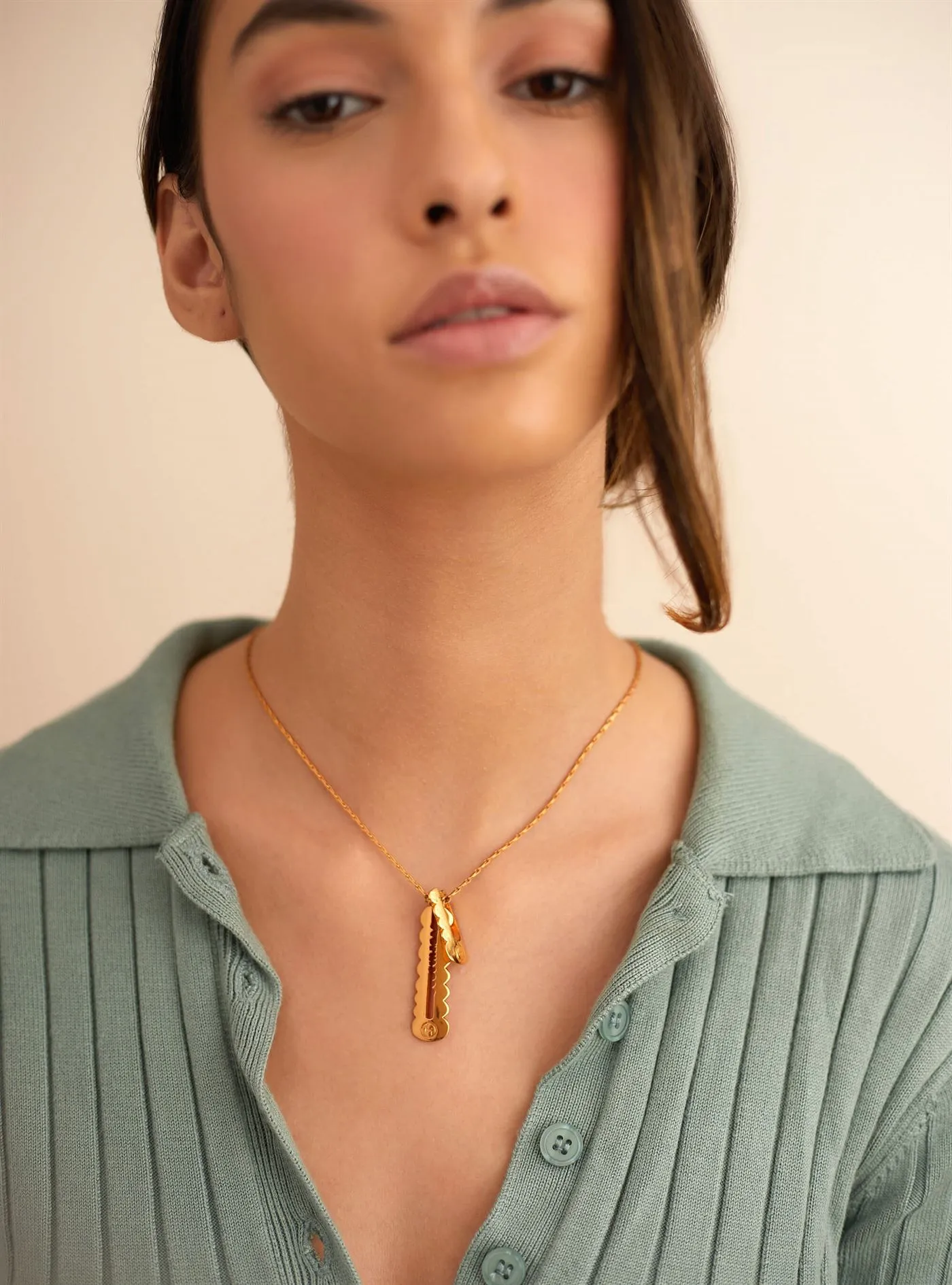 Outhouse   I   OH Epee Citadel Outlet Double Tag Pendant Necklace Brass Gold Accessories  OHAW21PE602