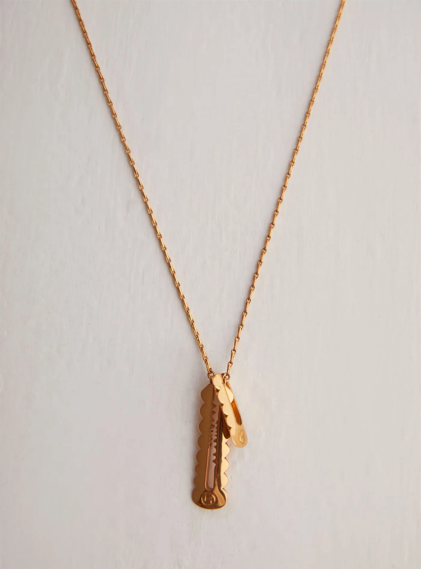 Outhouse   I   OH Epee Citadel Outlet Double Tag Pendant Necklace Brass Gold Accessories  OHAW21PE602