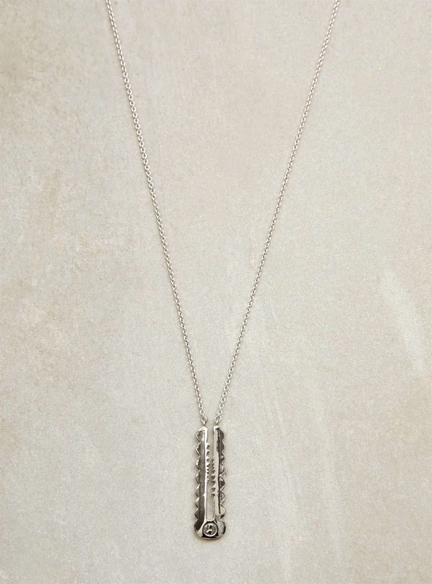Outhouse   I   OH Epee The Grove XL Pendant In Silver Brass Silver Accessories  OHAW21PE604