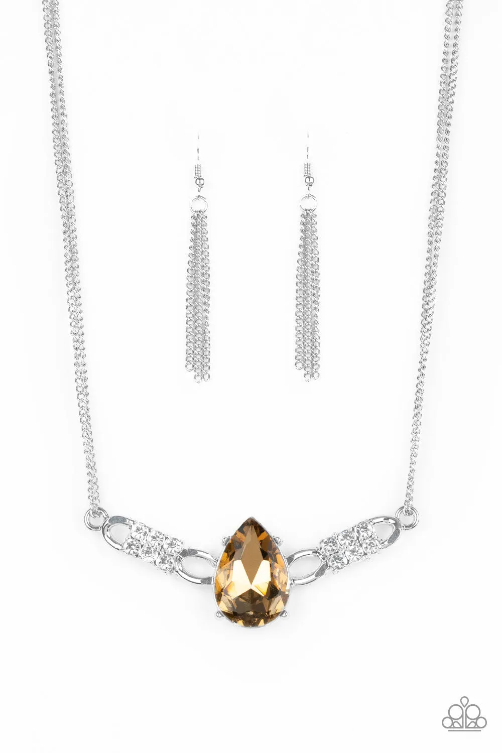 Paparazzi Way To Make An Entrance Necklace Brown