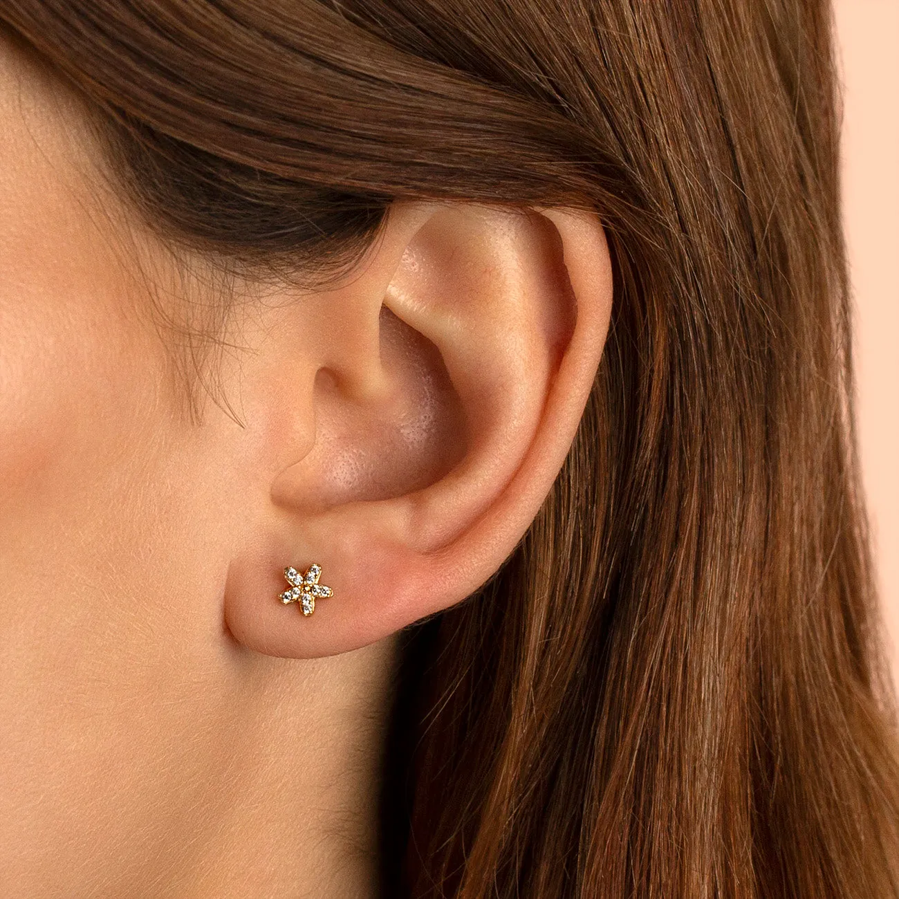 Pavé Flower Threaded Stud Earring 14K