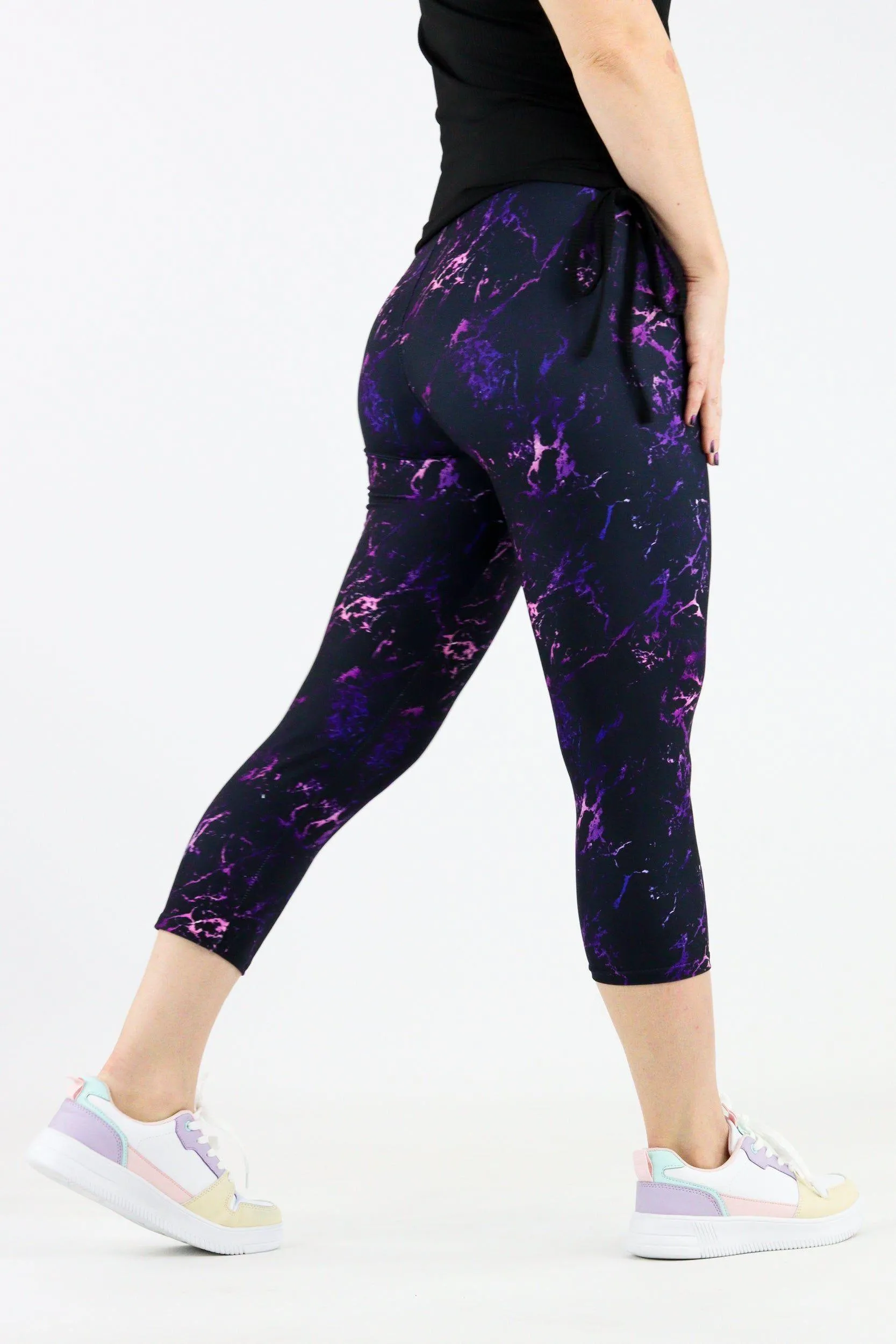 Purple Marble - Casual Capri Leggings