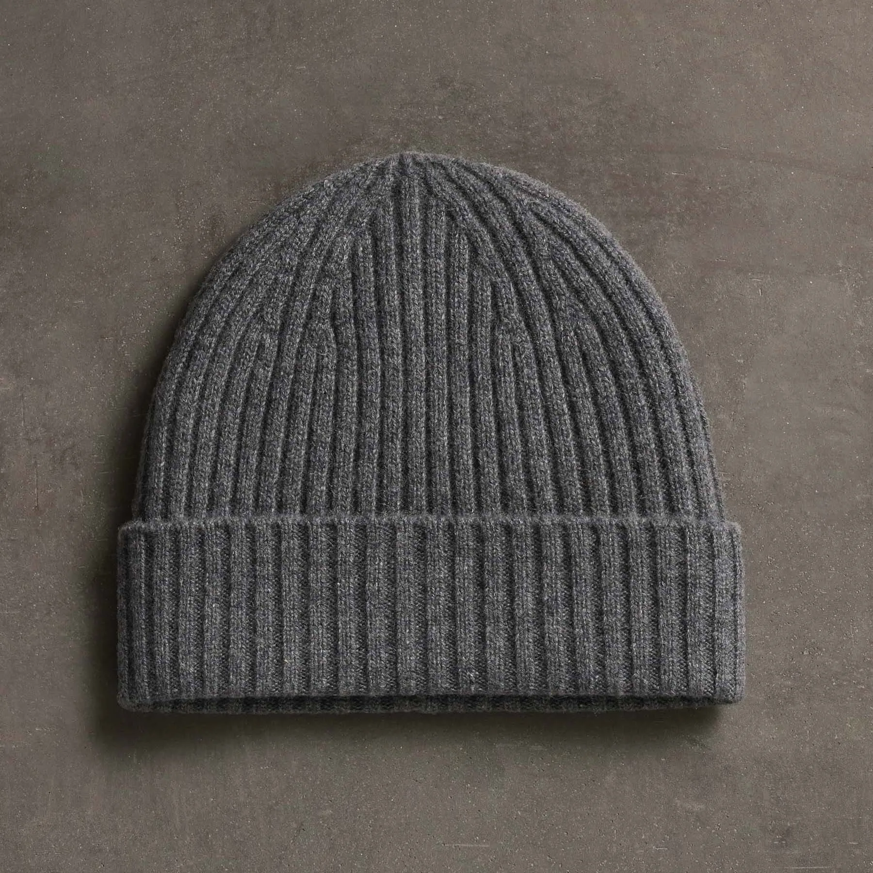 Recycled Cashmere Ribbed Beanie - Grey Felt